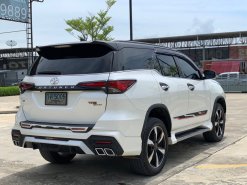 2018 Toyota Fortuner 2.8 TRD Sportivo 4WD SUV ออกรถง่าย